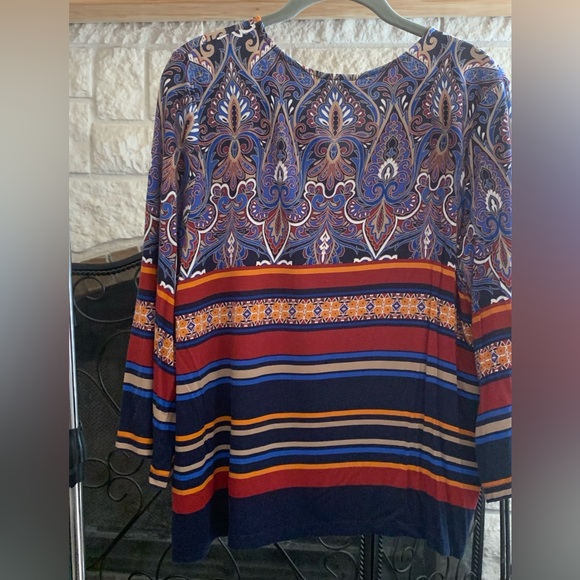 Ladies Ruby Rd., petite large top. - Picture 2 of 3